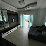 Casa No Estaleirinho Com Piscina E Vista Mar