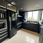 Casa No Estaleirinho Com Piscina E Vista Mar